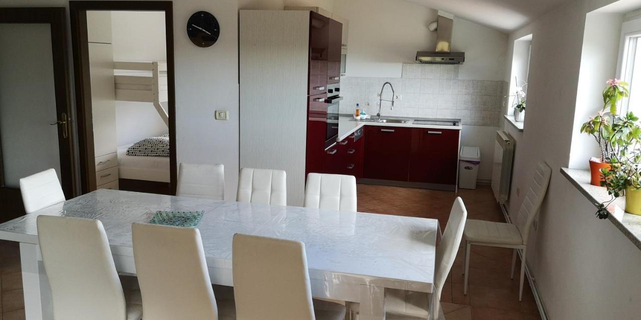 Apartma Ceh Gabrovica pri Črnem Kalu Kültér fotó